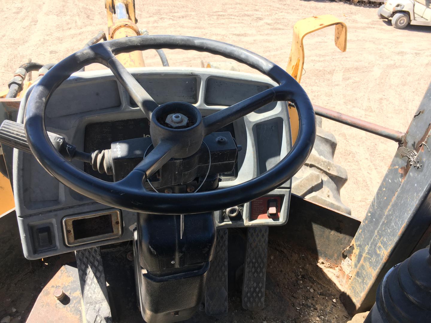 ./imagenes/INVOICE/2019/16832/CARGADOR FRONTAL JOHN DEERE 544H (23).JPG